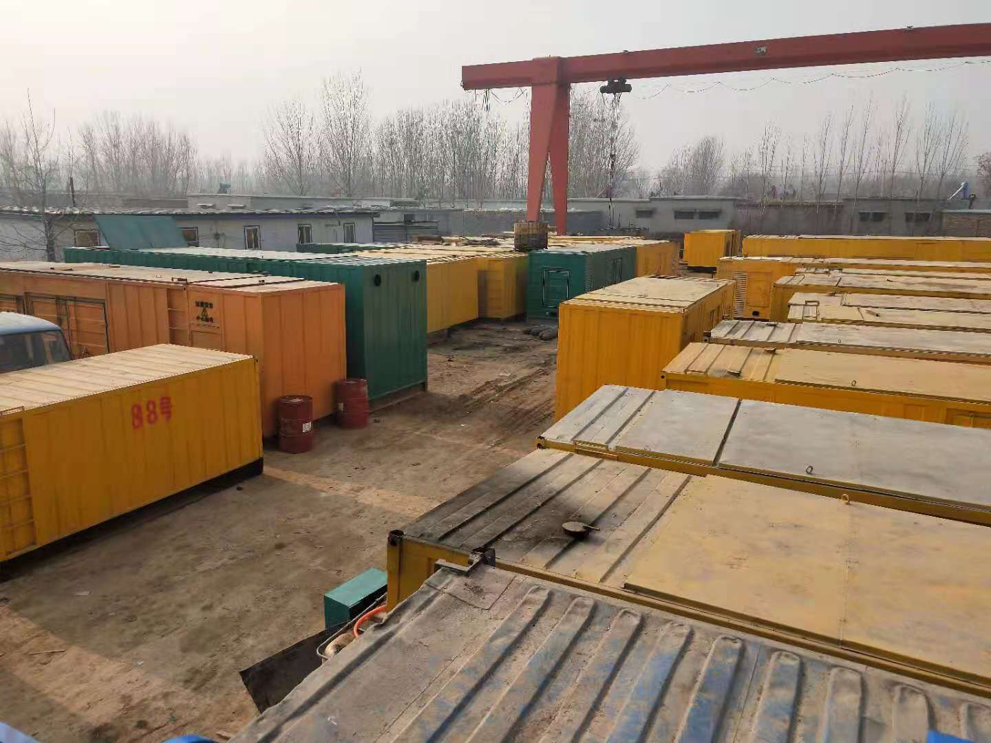 乌兰浩特租赁发电机-灰尘、风沙对柴油发电机组造成哪些不良影响？