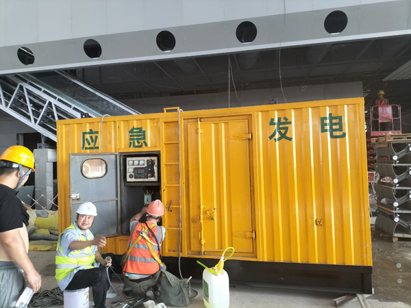 乌兰浩特怎样判断空气滤清器是否需要更换？